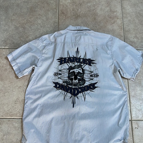 Harley Davidson button down - Picture 4 of 5
